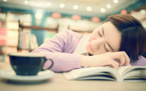 揭秘梳头大学问：这个日常动作竟暗藏玄机！ 1