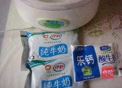 家常自制美味老酸奶的详细步骤 3