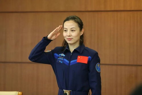 王亚平是否真的给女儿星星了？ 1