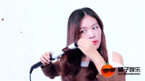 掌握卷发棒使用技巧，瞬间变身时尚先锋 3