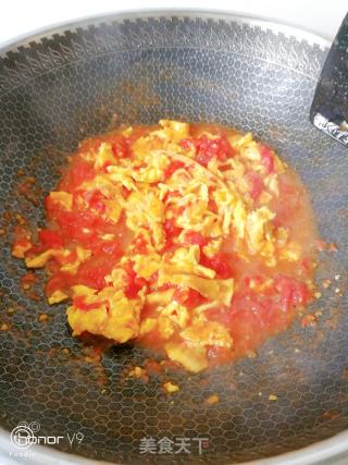 家常美味秘籍：轻松学会西红柿炒鸡蛋的烹饪技巧 3