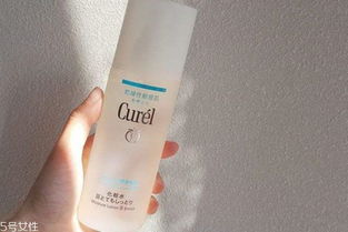 油性皮肤适合使用什么样的水乳？ 1