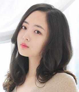 宽脸女生适合哪种发型？ 3