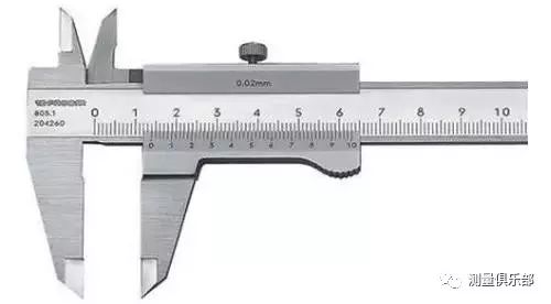 高效掌握游标卡尺精确读数技巧 2