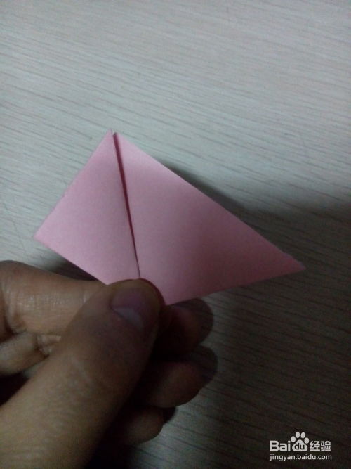 如何用纸制作简单的小灯笼？ 2