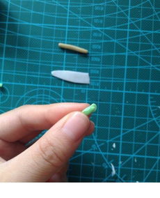 太空泥制作玫瑰花的步骤指南 1
