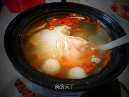 如何炖制美味又营养的孕妇鸡汤 1
