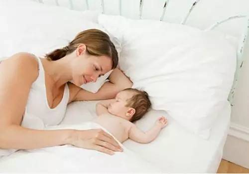 如何掌握挤母乳的正确技巧与方法？ 1