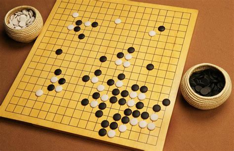 探索围棋奥秘：一步一策，领略智谋对决的乐趣 2