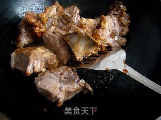 经典美味：家常红烧羊蝎子制作秘籍 1