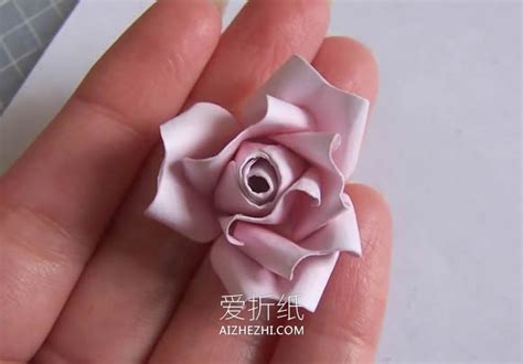 手工打造玫瑰花教程：精美胸花制作图解步骤 1