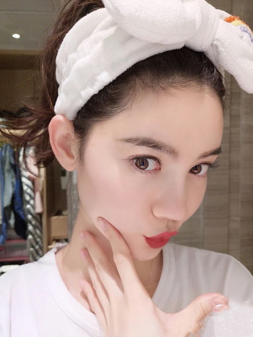 轻松卸除睫毛的小技巧 3