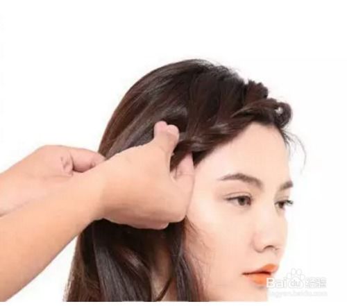 轻松学会！几款绝美长发盘发教程来袭！ 2